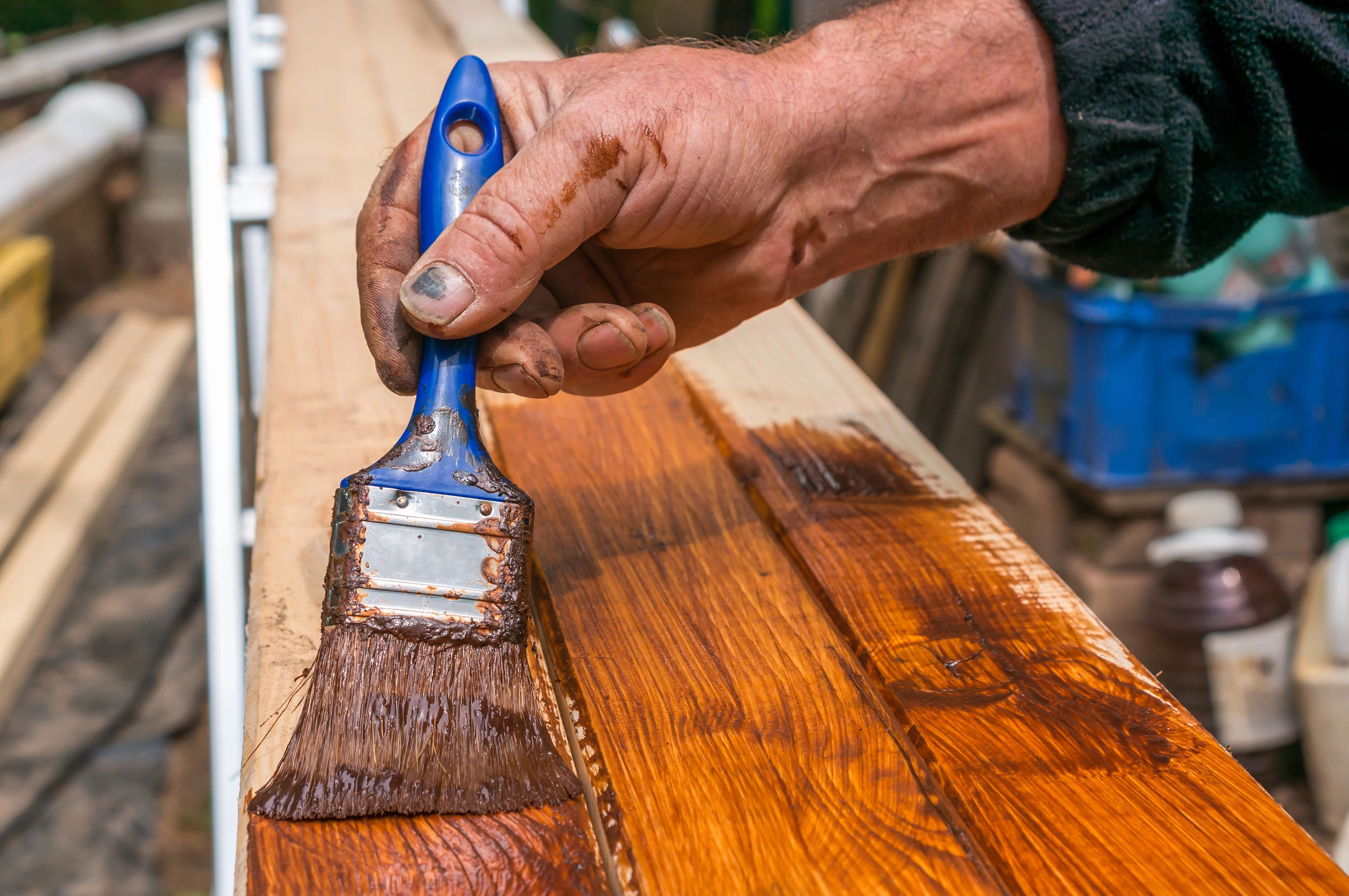 How To Choose The Best Dock Stain?